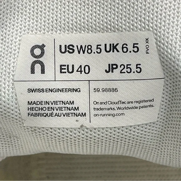 On Cloud 5 Women's White Running Shoes 59.98886 Size 8.5 - Picture 4 of 16